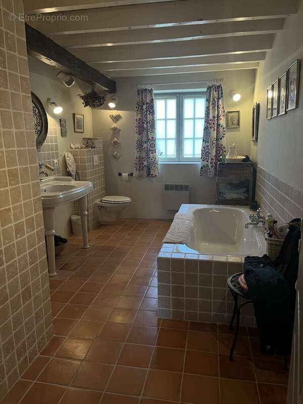 Maison 170 m² à Villandraut  - photo 7