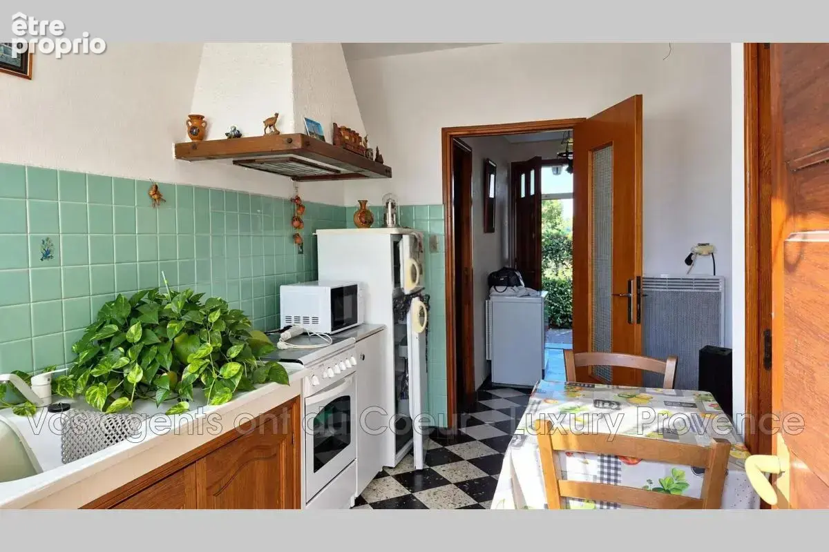 vente maison 5 Pièce(s) - photo 2