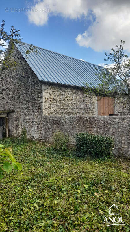 Maison à CORMAINVILLE