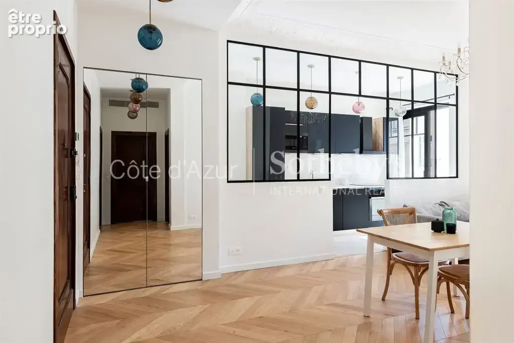 Nice Carré d’Or, appartement une chambre rénové avec balcon rue François 1er - photo 4