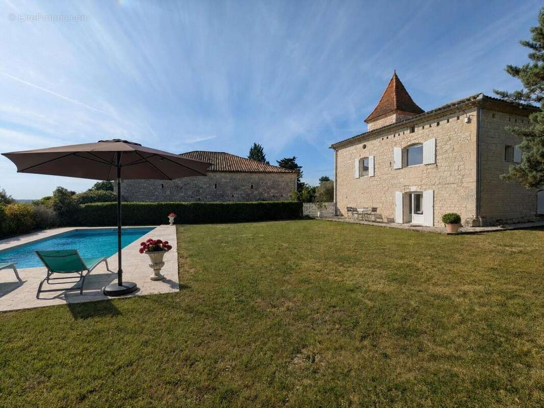 Maison 213 m² à Fontanes  - photo 3