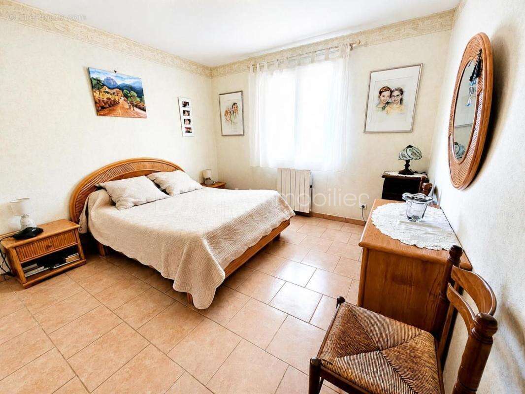 Maison de plain-pied - 1500 m2 de terrain - photo 13