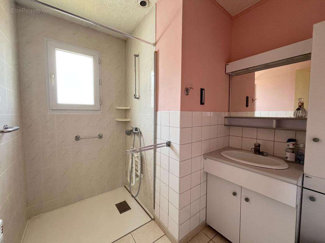 Maison 6 pièces (99 m²) à MEZIDON VALLEE D AUGE - photo 4