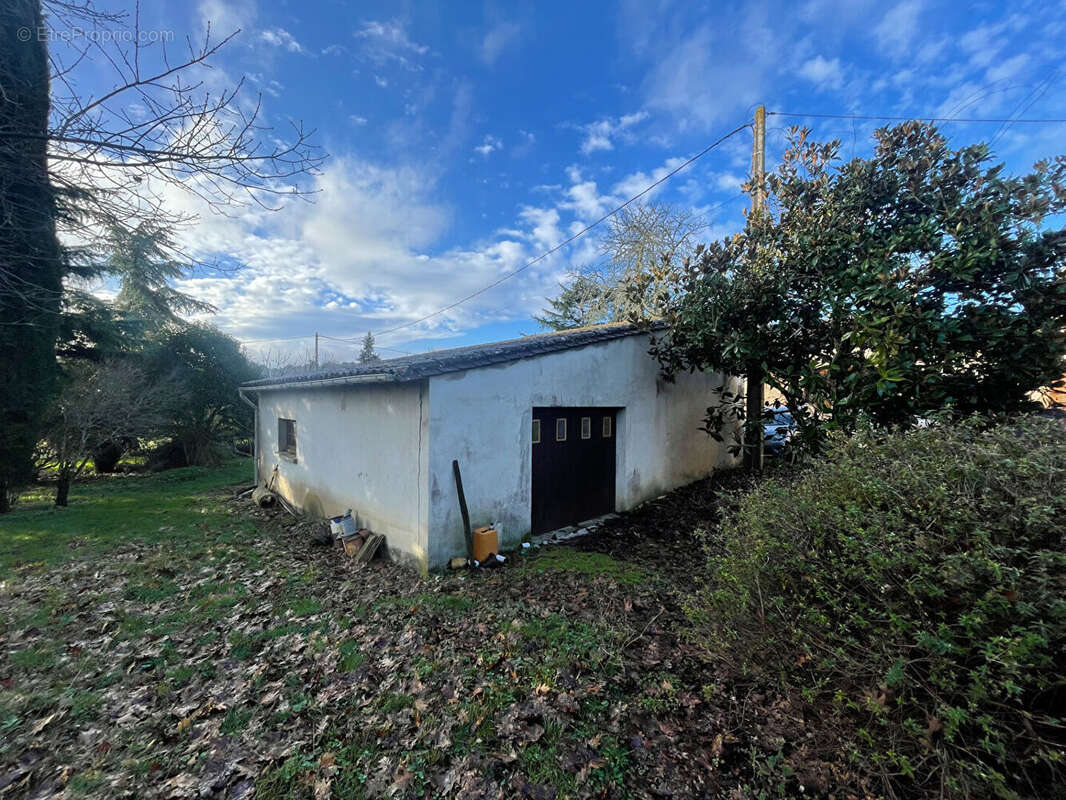 Maison à GENSAC