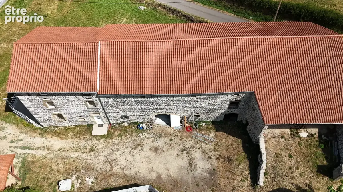 Magnifique corps de ferme rénové avec 5 chambres, dépendances et vue panoramique - photo 5