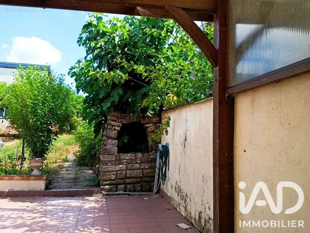 Maison 141 m² à Saint-Loup-Sur-Semouse  - photo 3