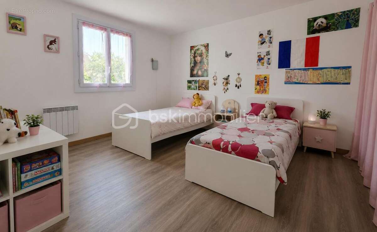 Maison 85 m2 - 3 chambres - garage et jardin - photo 4