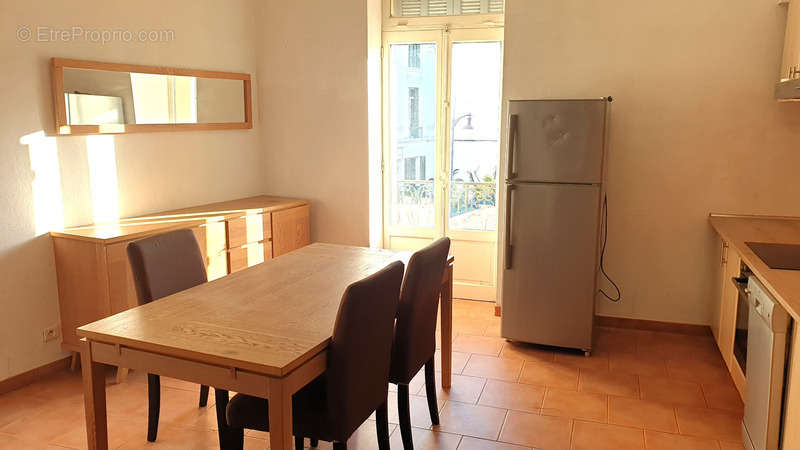 Appartement à LE LUC