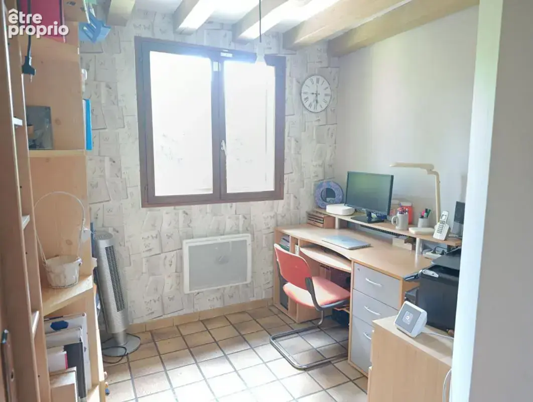 Maison familiale de 8 pièces avec sous sol total ET piscine  chauffée - photo 15