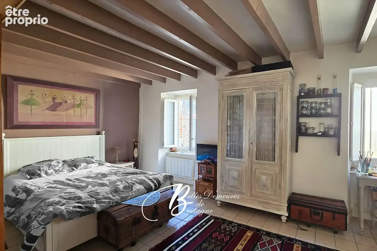 A vendre deux maisons de pêcheur réunies par une belle extension à proximité du bord de mer - photo 13
