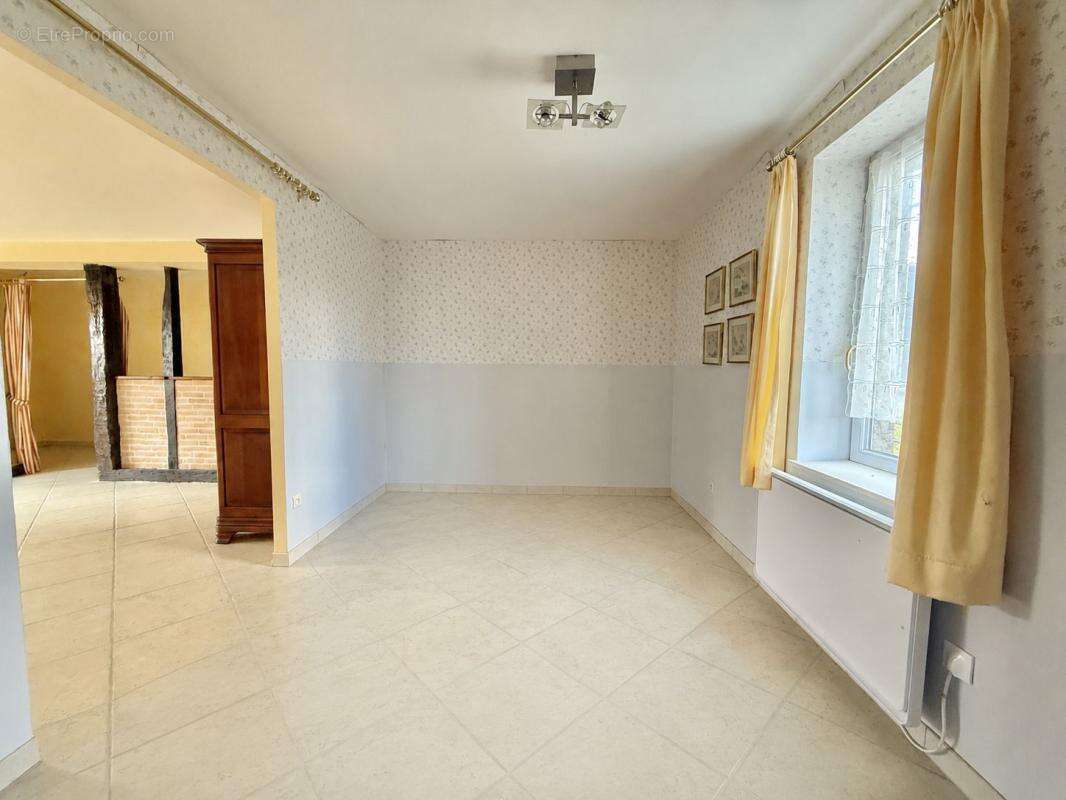 LONGERE DE CARACTERE de 500m² , 5000m² de terrain - photo 15
