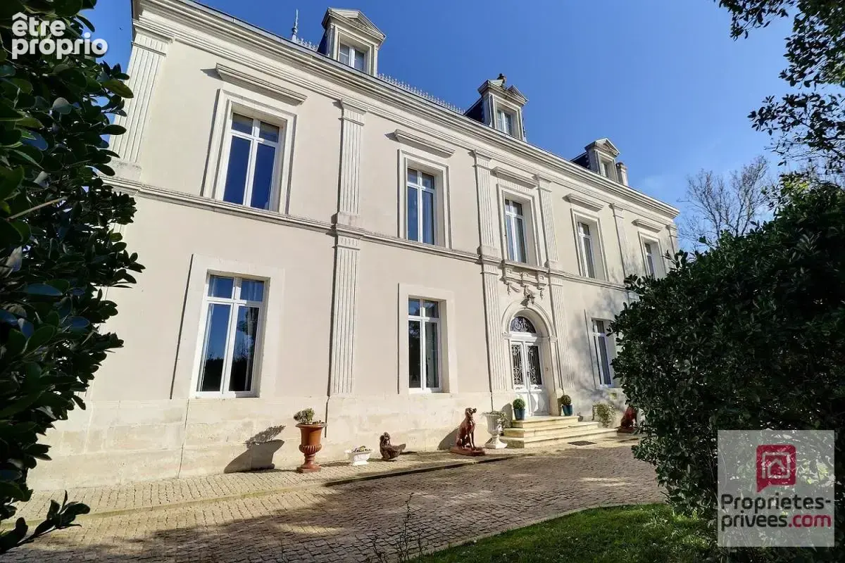 Maison bourgeoise de 380 m2 sur 3 niveaux avec de nombreuses possibilités - photo 5