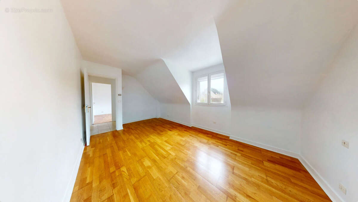 Maison à GRETZ-ARMAINVILLIERS