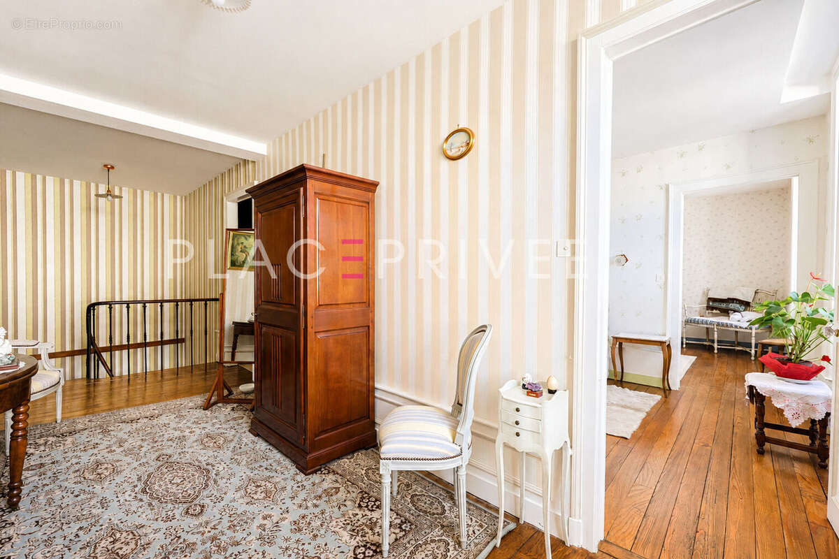 Maison avec jardin et dépendances - photo 14