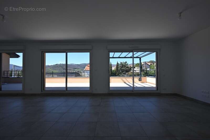 Appartement à VAUGNERAY