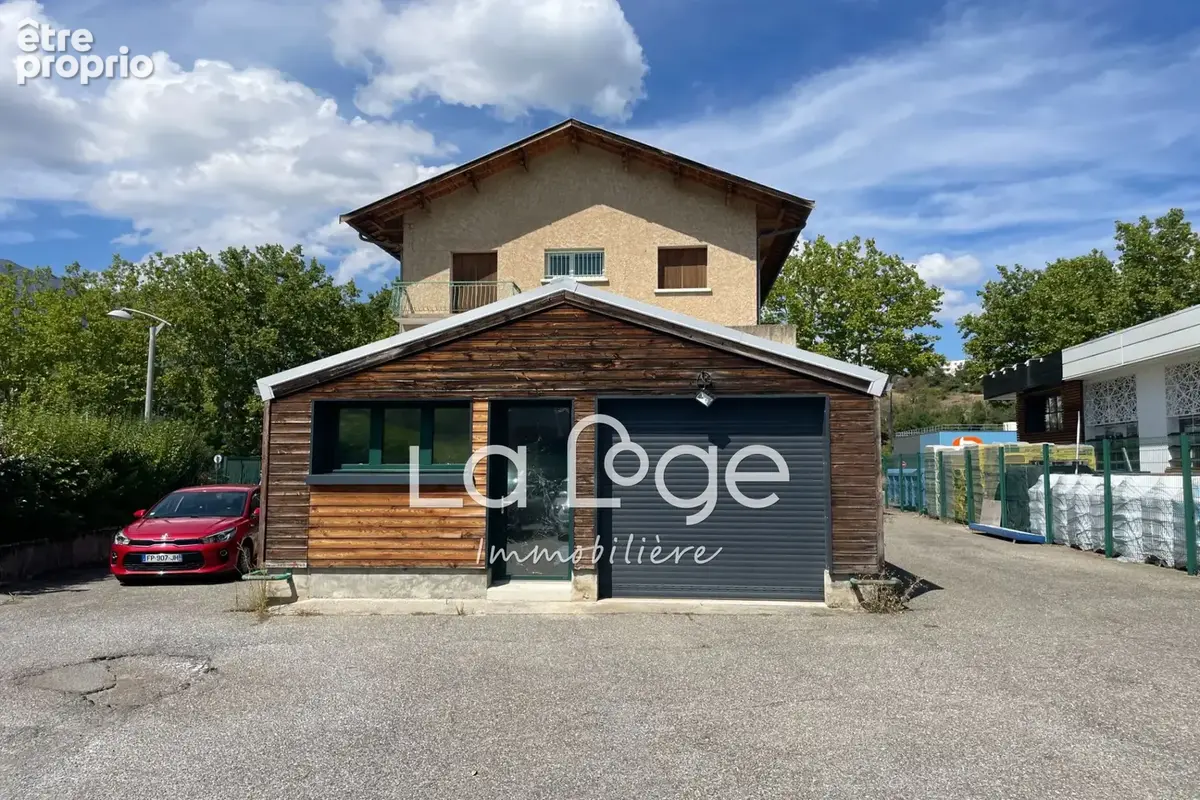 Commerce 600 m² à vendre à Gap (05000) - photo 3
