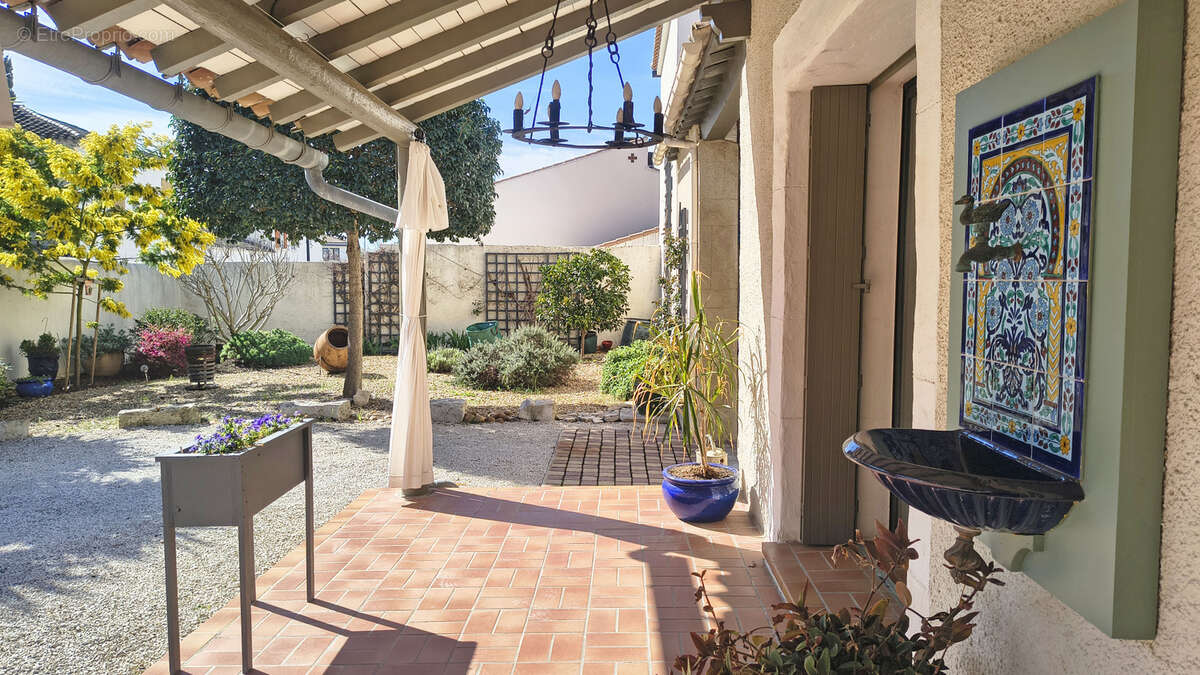 Maison à BOUILLARGUES