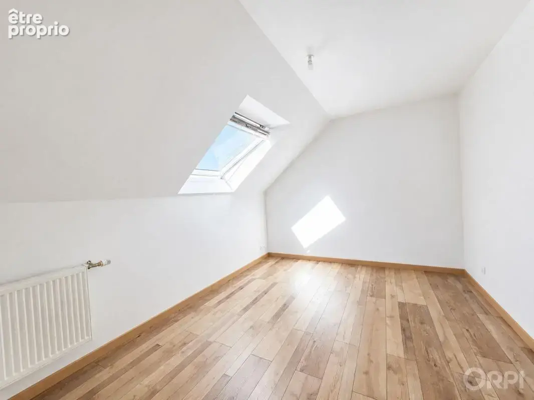 TRÉMAOUÉZAN – Maison contemporaine de 2024 – 4 chambres – Vie de plain-pied - photo 12