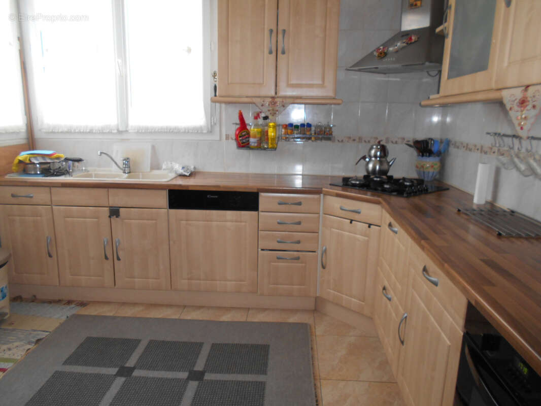 À Vierzon (18), maison en vente avec CENTRAL IMMO VIERZON - photo 4