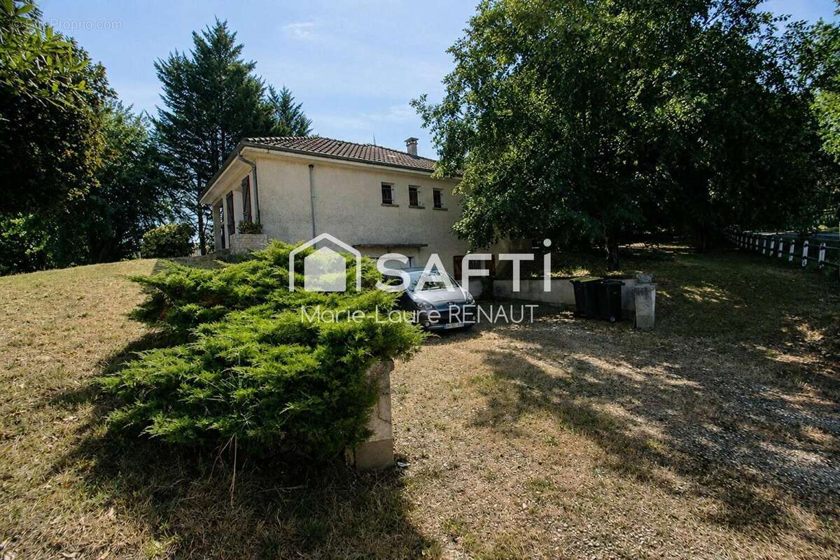 Maison 136 m² à Briatexte  - photo 4