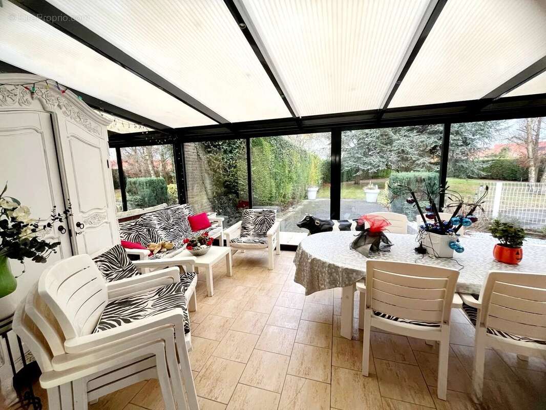 BAUVIN à proximité d'Annoeullin, Maison d'exception : 216m2/2000m2 à 20 mn de LILLE - photo 6