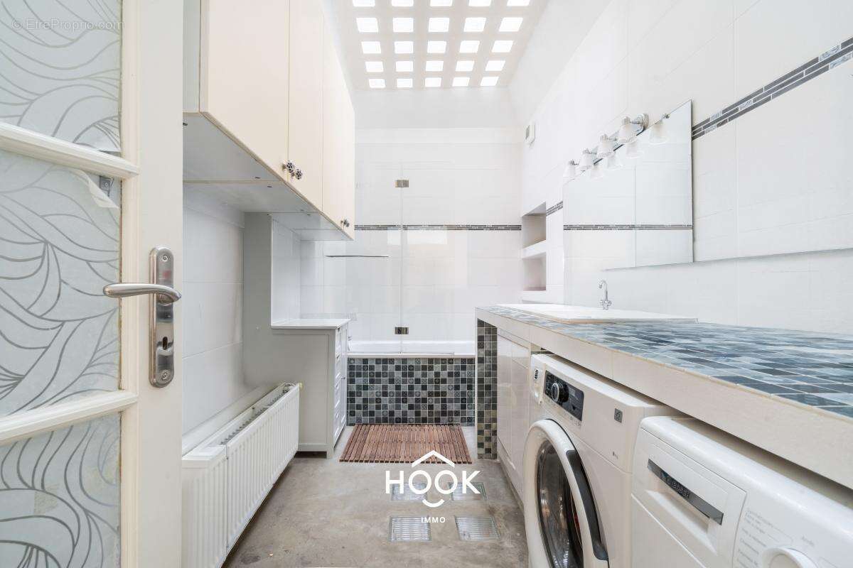 Maison à PARIS-11E