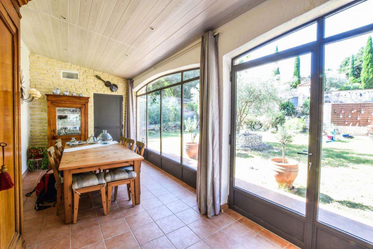 Havre de paix avec piscine à rochefort-du-gard – 185 m² d'exception - photo 11