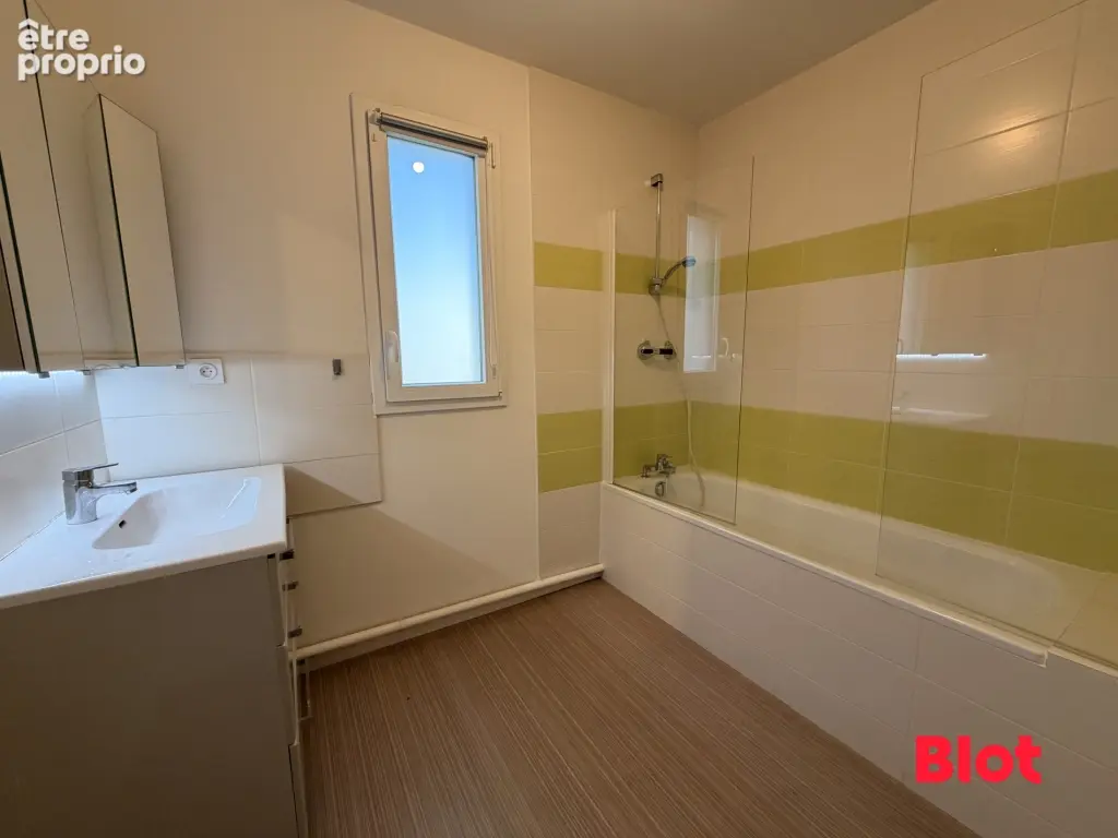 Appartement 4 pièces 79 m² à vendre à Mordelles (35310) - photo 4
