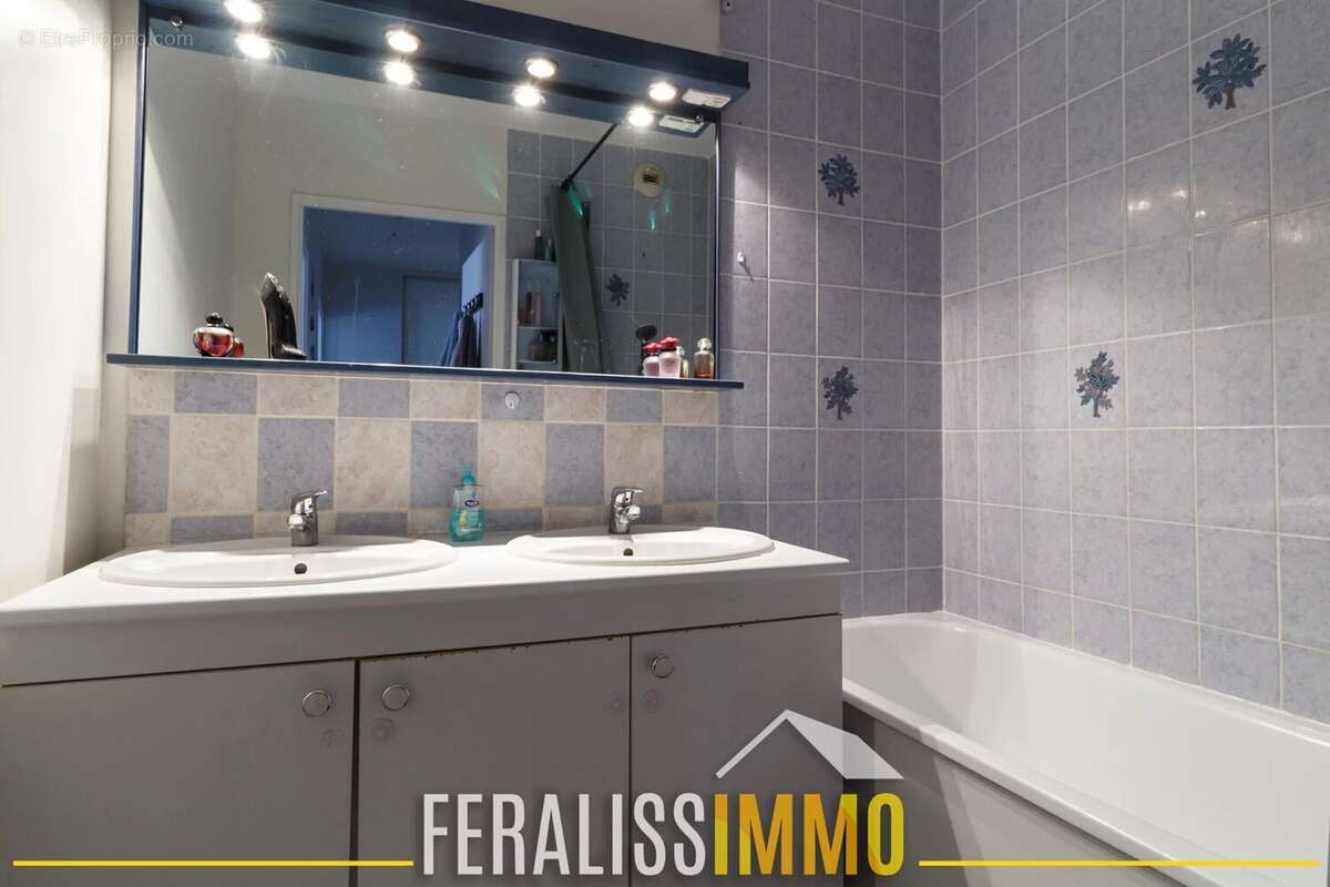 Appartement à JOUY-LE-MOUTIER