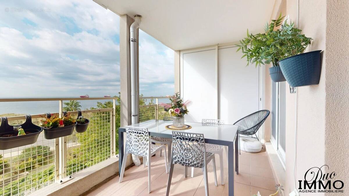 Appartement à PORT-DE-BOUC