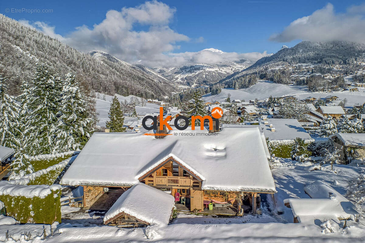 Vue aérienne sud - Maison à LE GRAND-BORNAND