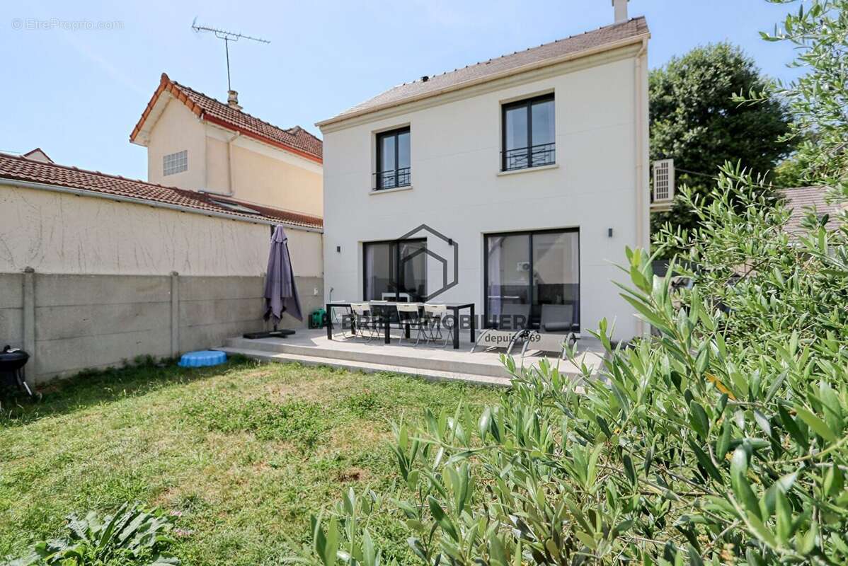 Maison 87 m² à Villecresnes  - photo 3