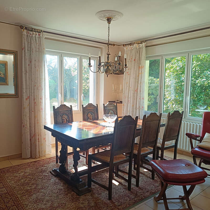 Maison à LA CROIX-HELLEAN