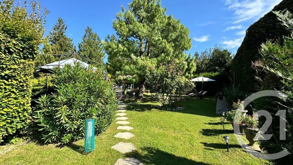 Maison à MALAY-LE-GRAND