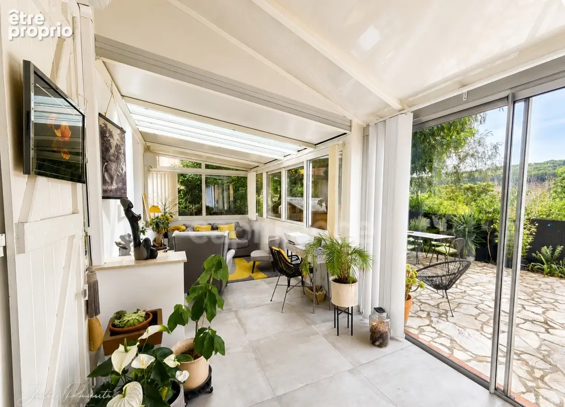 Appartement à vendre 2/3 pièces, jardin de 170 m2, parkings LE CASTELLET (83) - photo 5