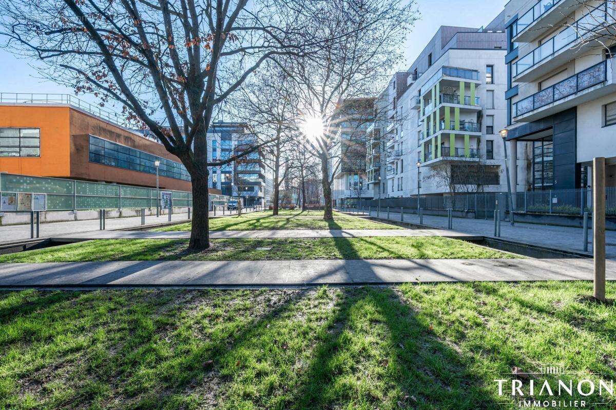 Appartement 68 m2  Asnières / 3 pièces -2 chambres  - Balcon- 2 places parking - photo 8