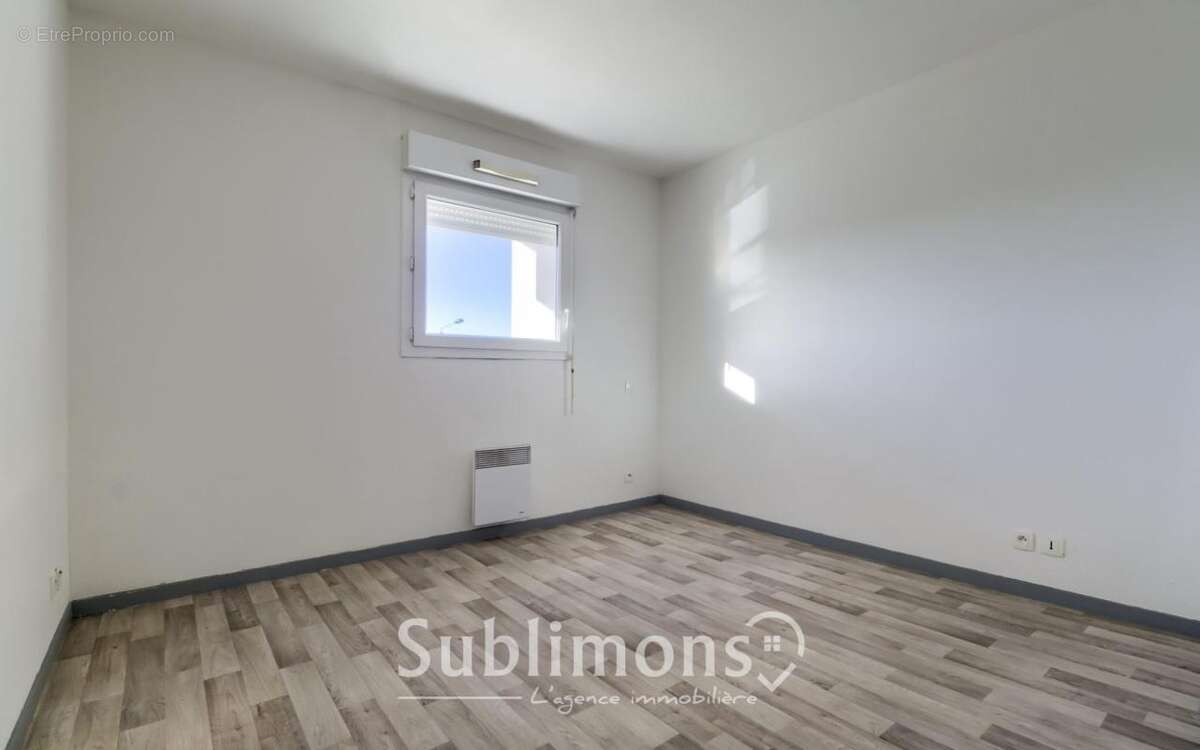 Appartement à SENE