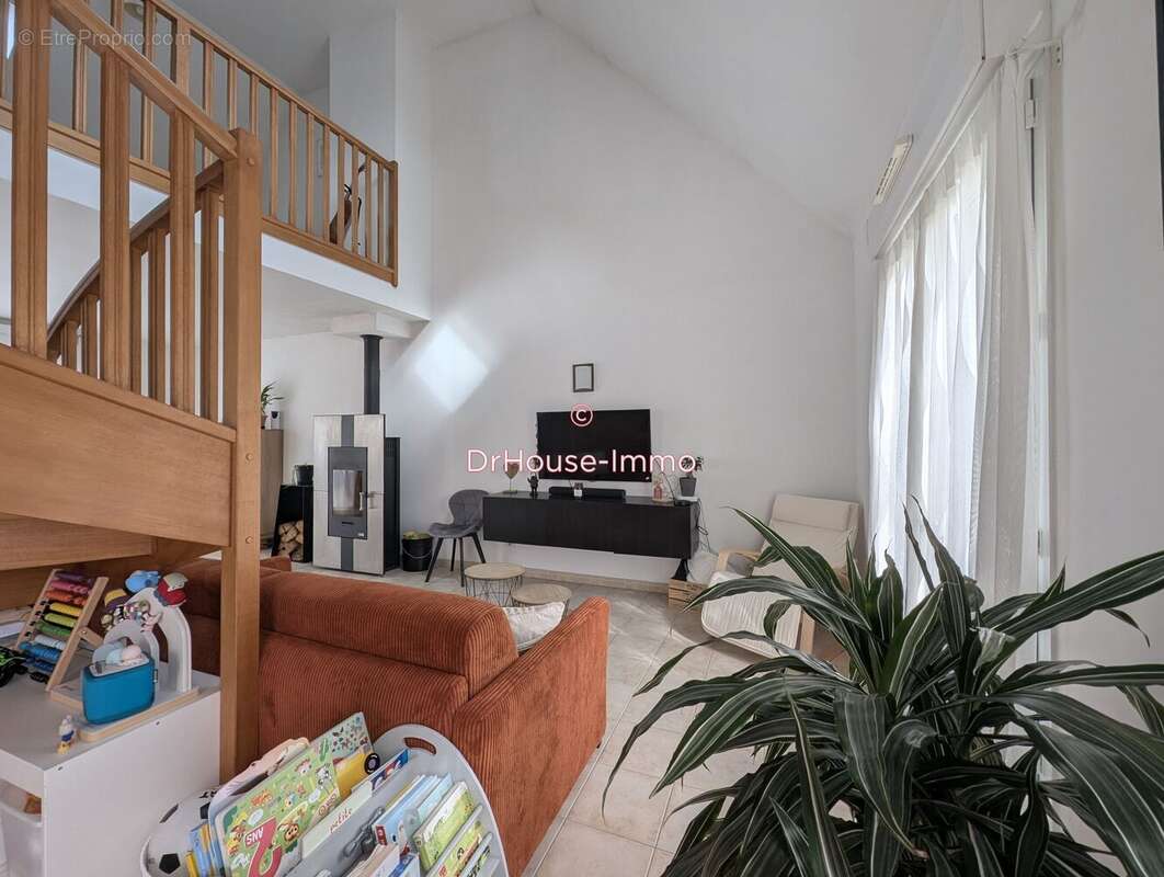 Maison 118 m² à Baule  - photo 4