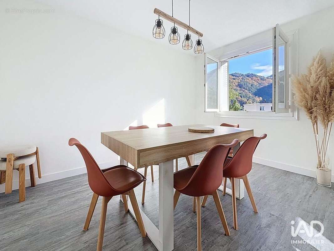 Appartement 63 m² à Saint-Martin-D'heres  - photo 2