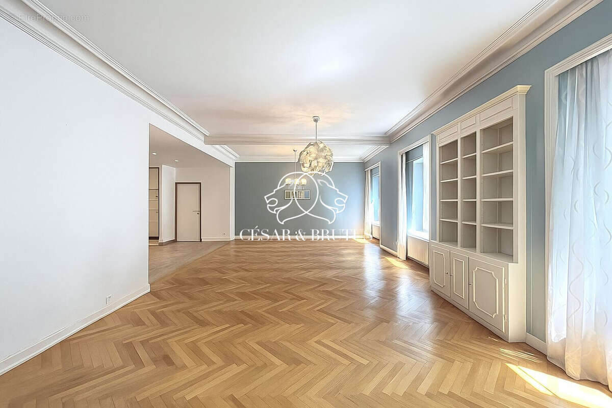 Appartement à LYON-6E