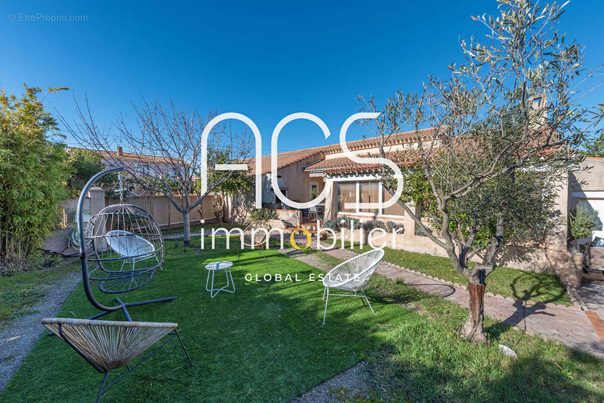 Maison à CHATEAUNEUF-LES-MARTIGUES
