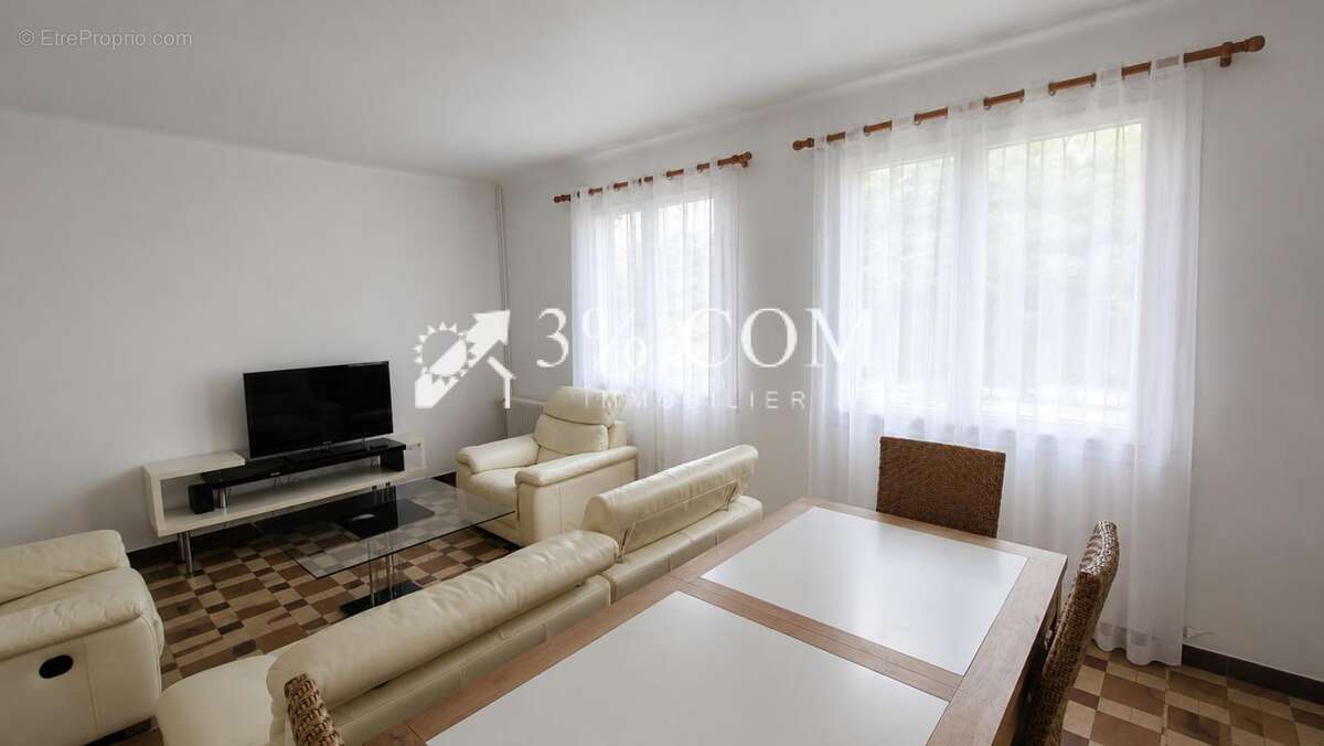 Maison de caractère à Narrosse 4 chambres - photo 5