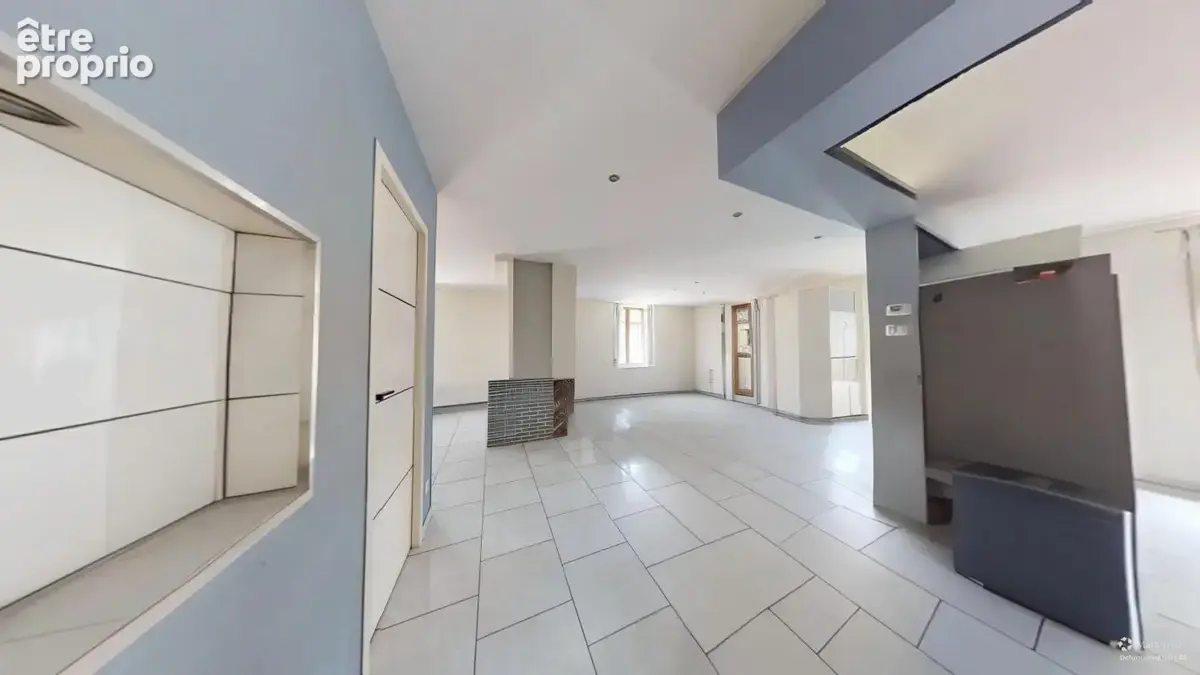 RARE SUR LE SECTEUR – Maison familiale avec grands volumes et cadre de vie exceptionnel - photo 3