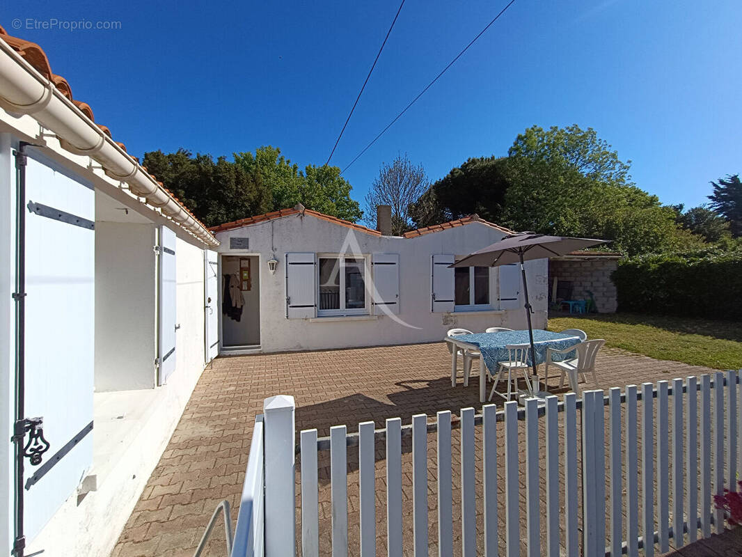 Maison à PORT-DES-BARQUES