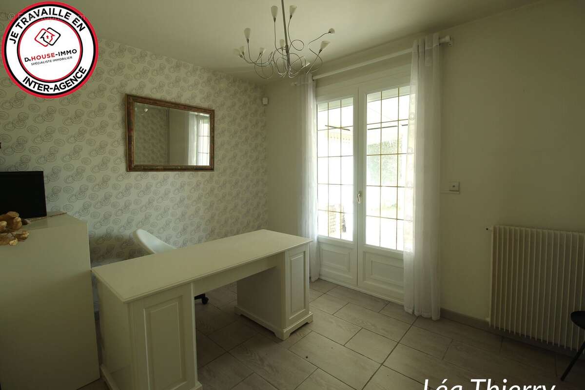 Maison à FRENEUSE