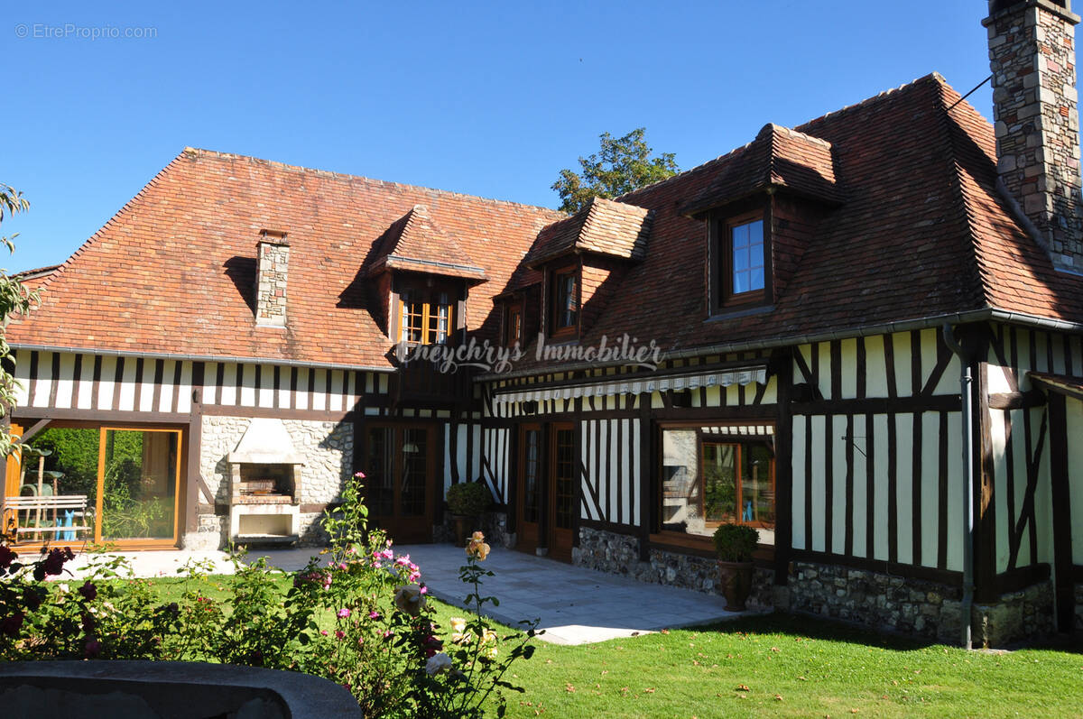 Maison à EQUEMAUVILLE