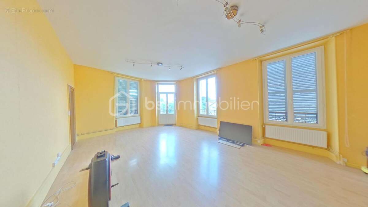 Maison à BRAY-SUR-SEINE