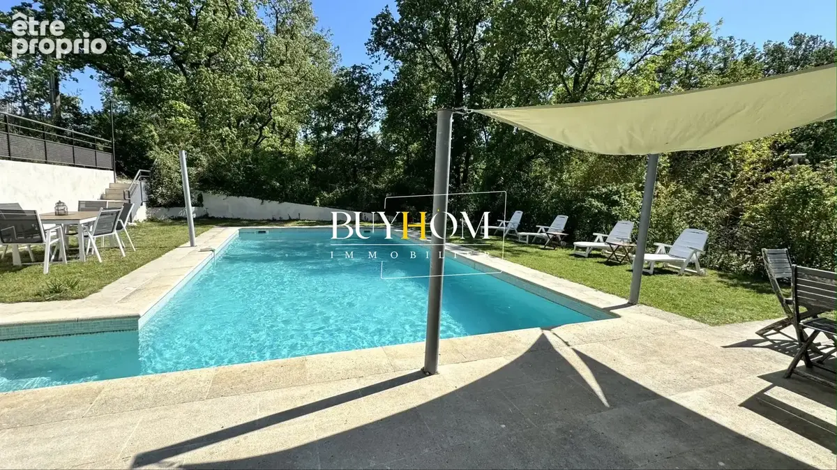 Maison 7 pièces 240 m² à vendre à L'isle-Sur-La-Sorgue (84800) - photo 6
