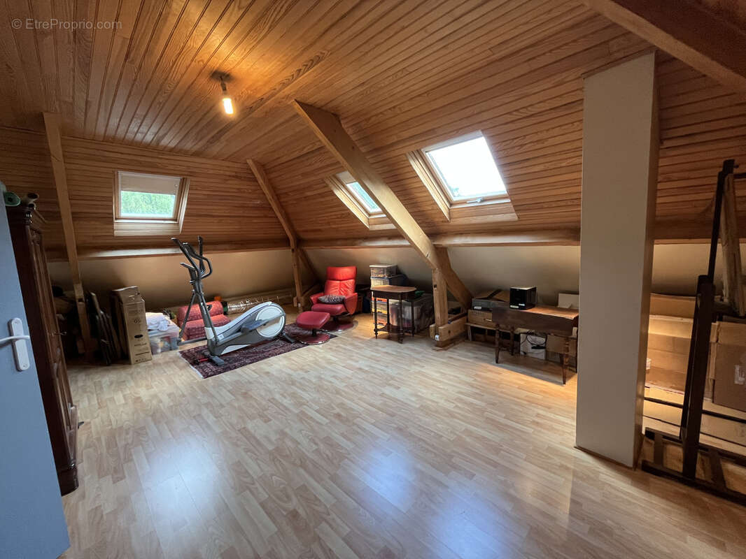 Maison à PONT-SAINTE-MAXENCE