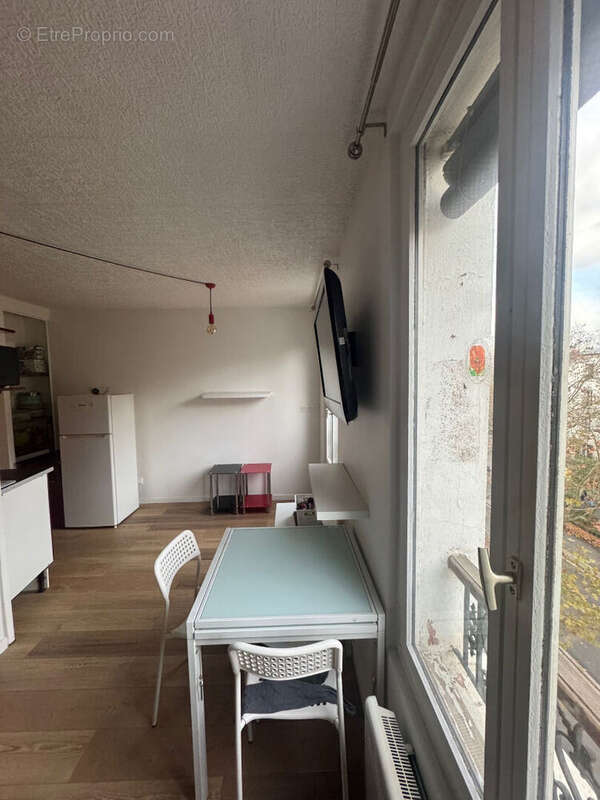 Appartement à PARIS-19E